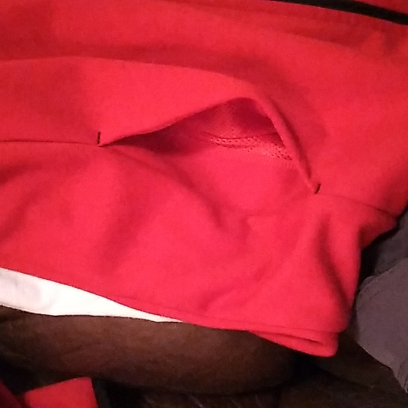 Russell Athletic jacket with cell phone pocket in - Picture 4 of 4
